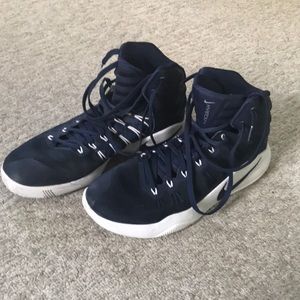 2016 Men’s Nike Hyperdunks